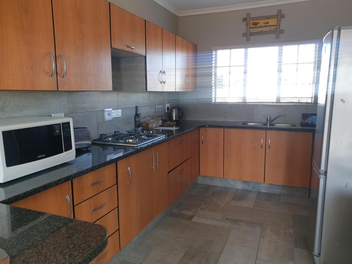Rudman Townhouses - Family Apartment ボックスバーグ エクステリア 写真